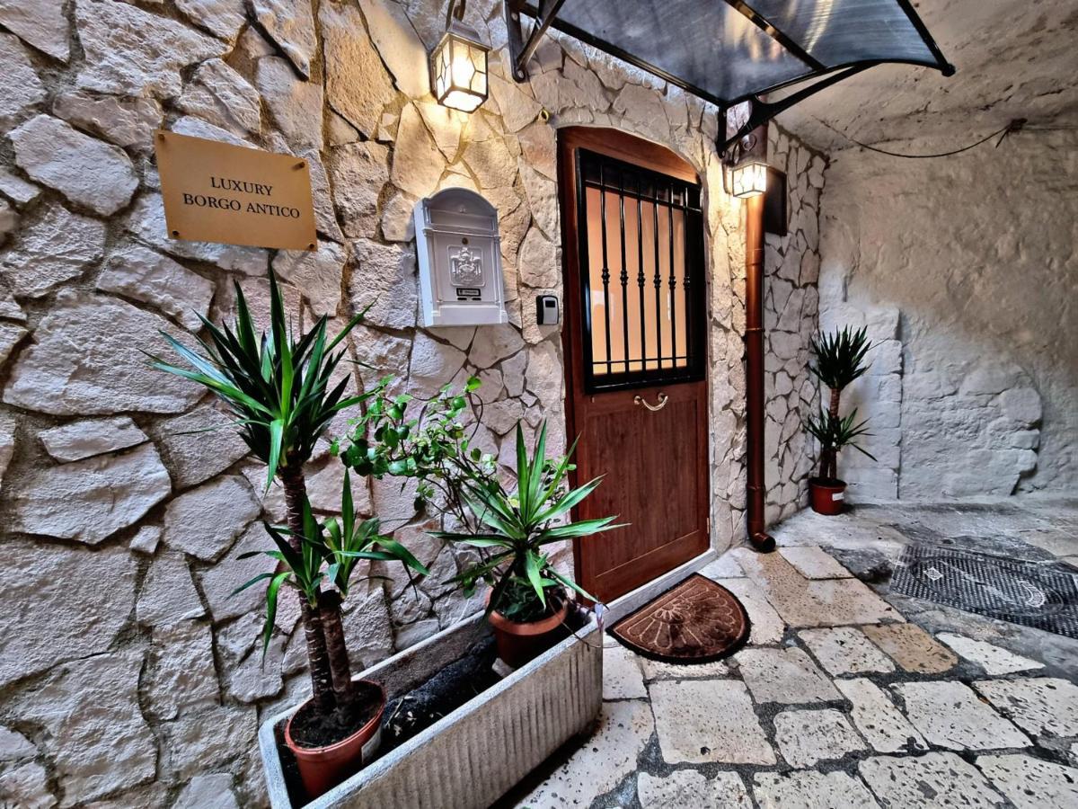 Ferienwohnung Luxury Borgo Antico Bari Exterior foto